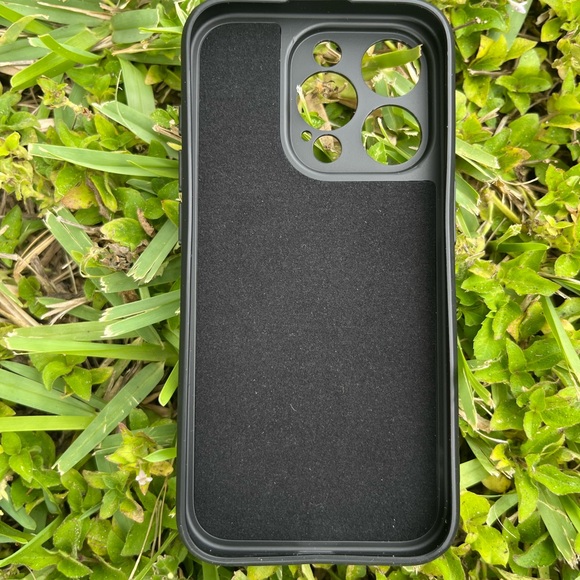 15 Pro Athletic Sneaker Pattern Phone Case - Picture 7 of 7